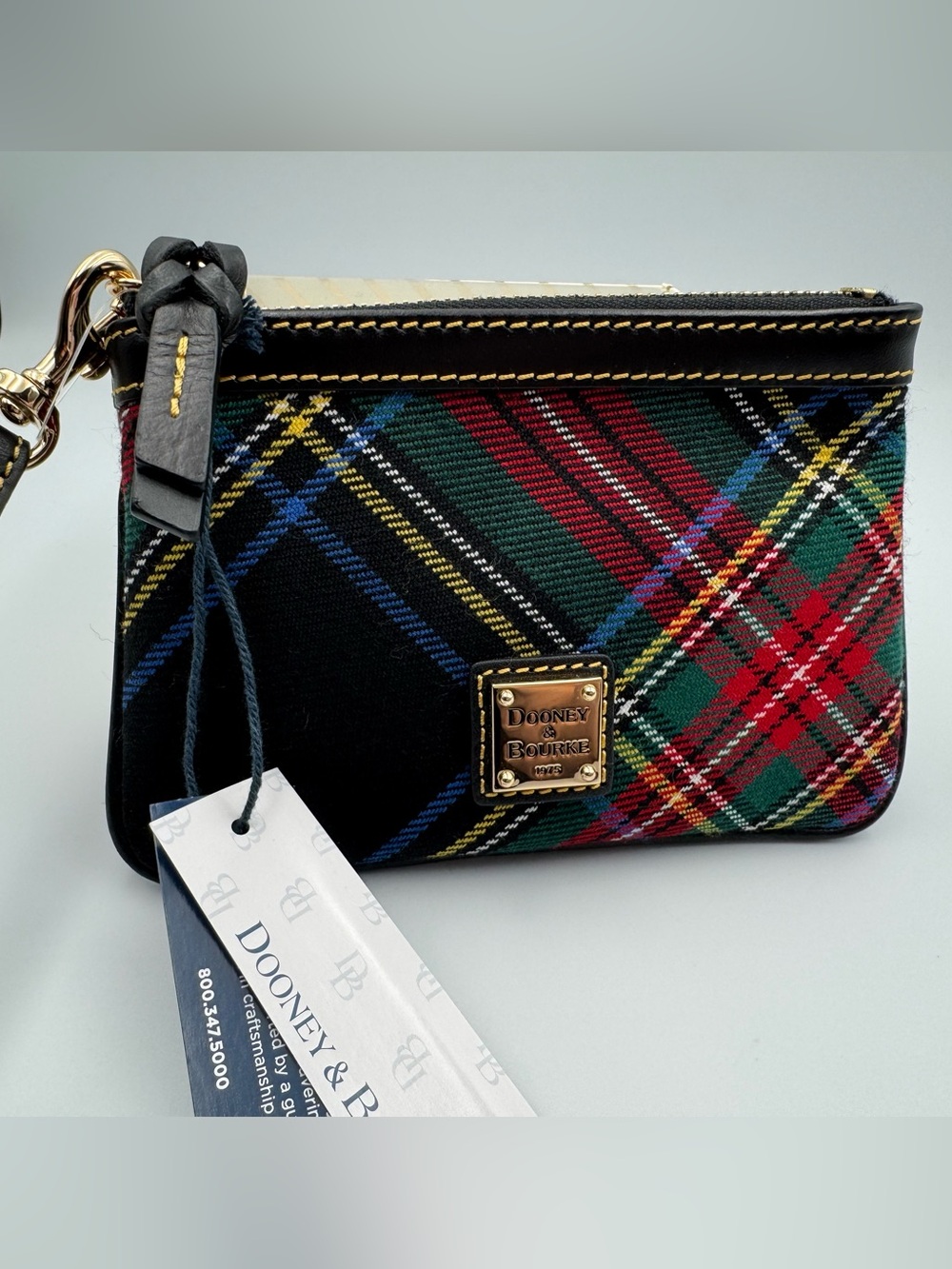 🆕 Dooney & Bourke Tartan Plaid Wristlet in Black, Red & Green